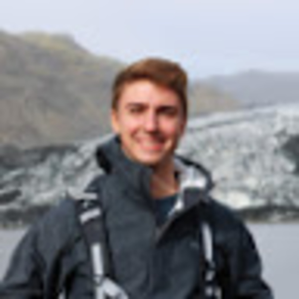 Meet your Posher, Ethan